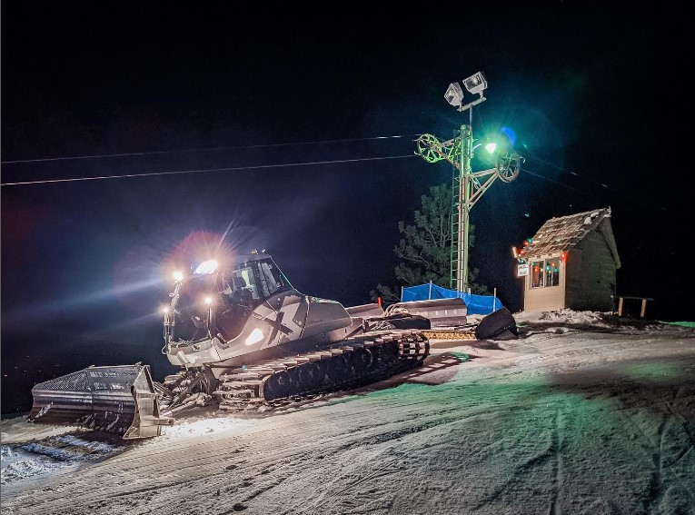 night skiing
